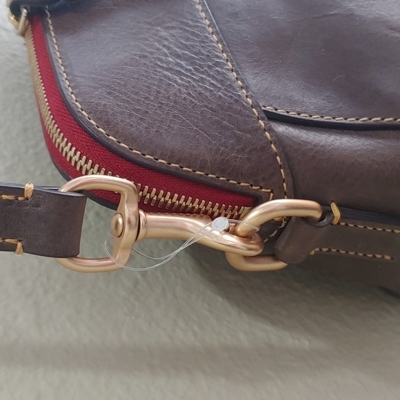 𝅺Dooney & Bourke Florentine Cameron Crossbody - Picture 6 of 12
